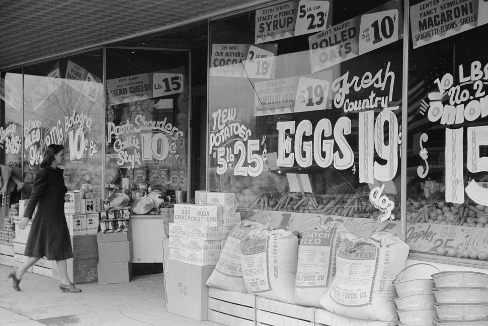 Illinois Weighs Elimination of Grocery Sales Tax